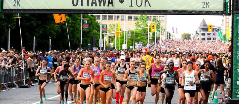 Women marathoners at the 2016 Ottawa 10K